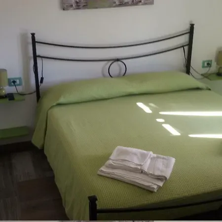 Algherose Bed & Breakfast