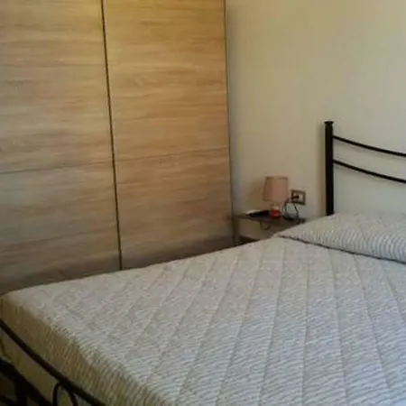 Algherose Bed & Breakfast *