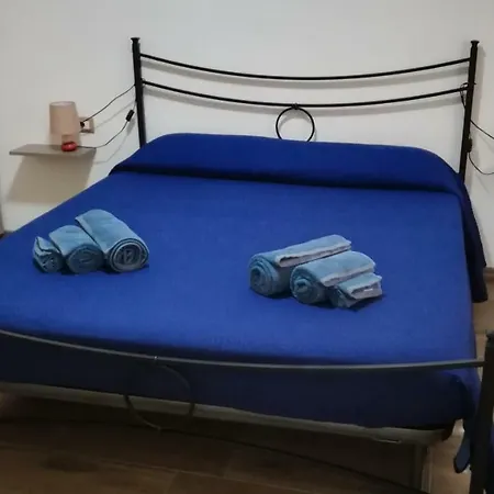 Algherose Bed & Breakfast *