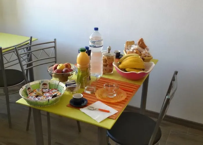 Algherose לינה וארוחת בוקר